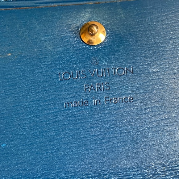💙Louis Vuitton Epi Blue Wallet💙 - Picture 6 of 6